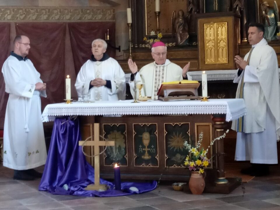 Biskup Komarica slavio misu na svetkovinu sv. Josipa u Novoj Topoli