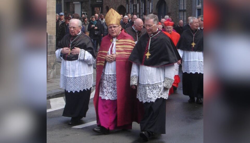 Papa Franjo laicizira bivšeg belgijskog biskupa i zlostavljača Rogera Vangheluwea