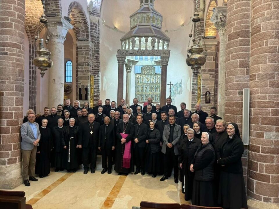 Nadbiskup Paul Richard Gallgher posjetio Kotorsku biskupiju