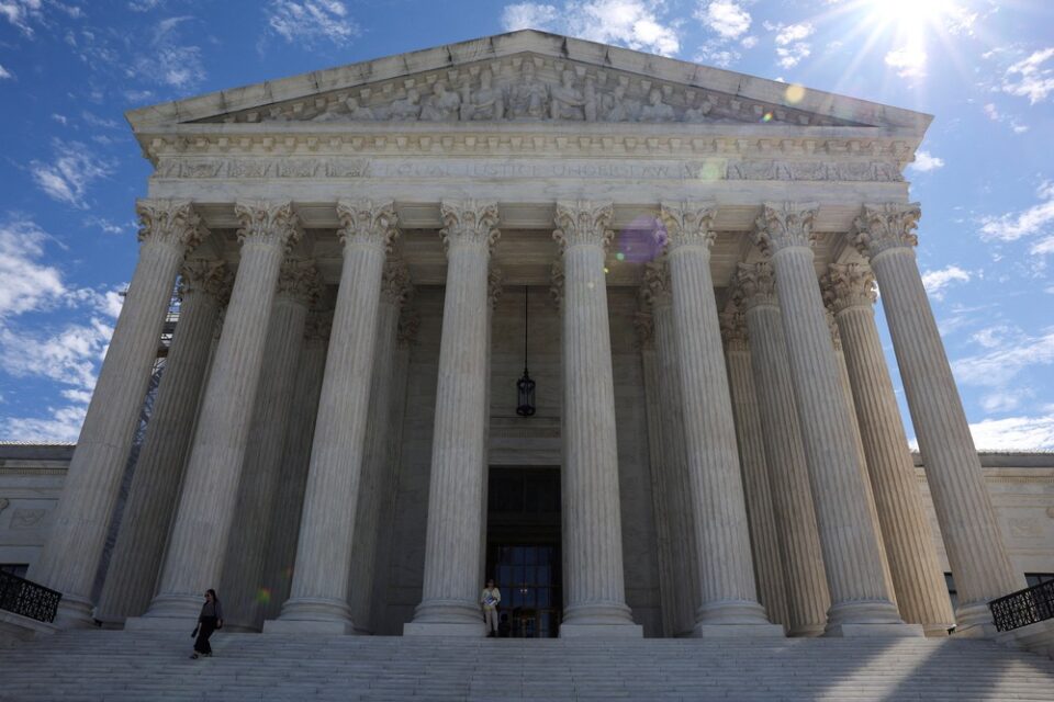 Suci Vrhovnog suda izražavaju skepticizam u vezi s argumentima o tabletama za pobačaj