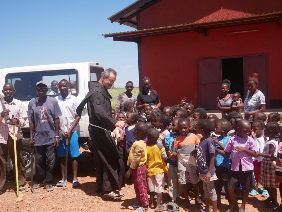 Poziv misionara fra Ivice Perića za pomoć misiji Mwakapandula u sušom pogođenoj Zambiji