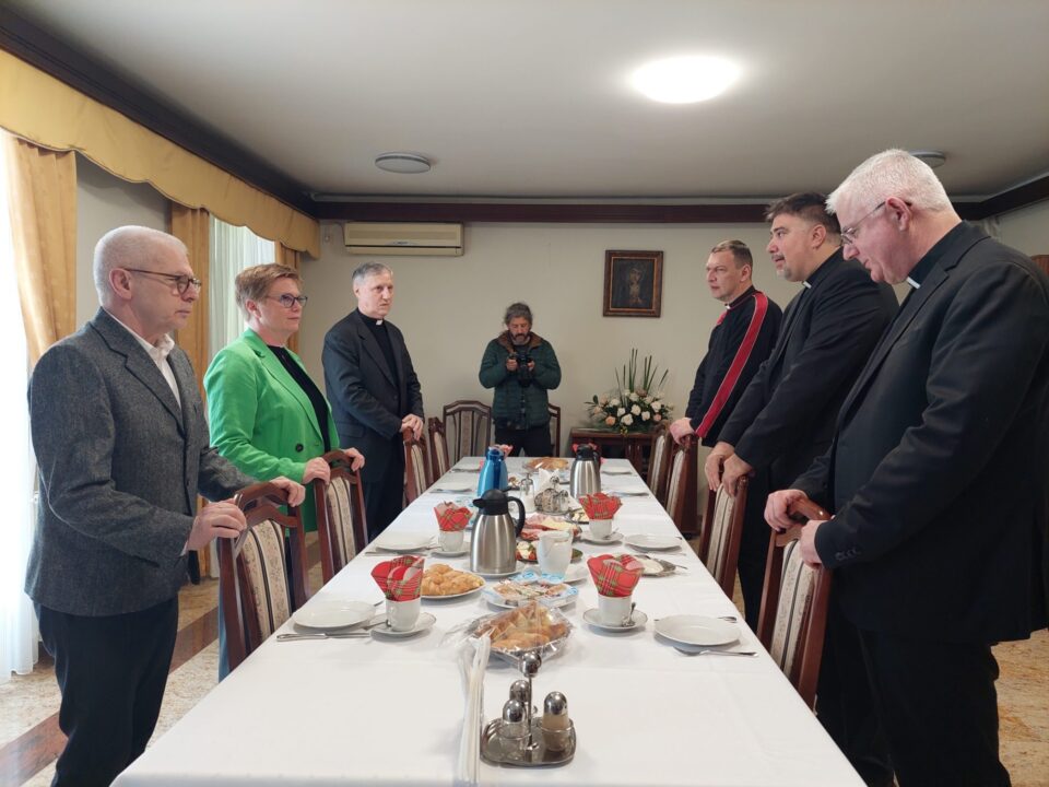 Tradicionalni preduskrsni doručak Nadbiskupa i predstavnika Grada Rijeke – Riječka nadbiskupija