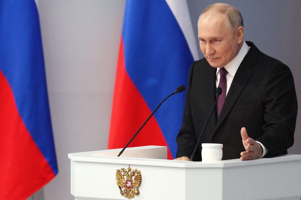 Putin upozorava Zapad na opasnost od nuklearnog rata zbog raspoređivanja trupa u Ukrajini