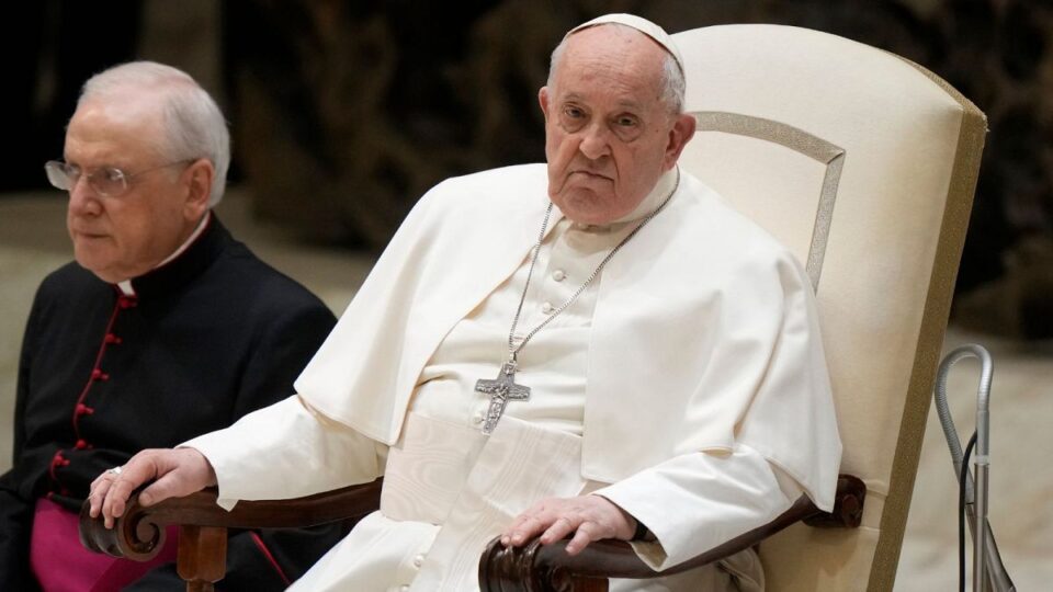 Španjolski biskup prekorio svećenike što se nadaju da će papa ‘skoro otići u raj’