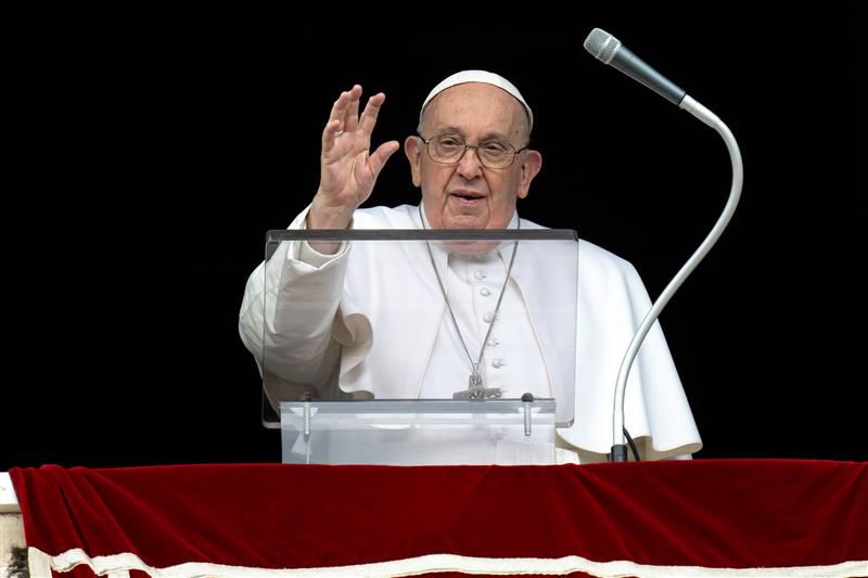 Papa Franjo poziva na ‘trenutni prekid vatre u Gazi’ čime se oslobađaju taoci, dodjeljuje pomoć