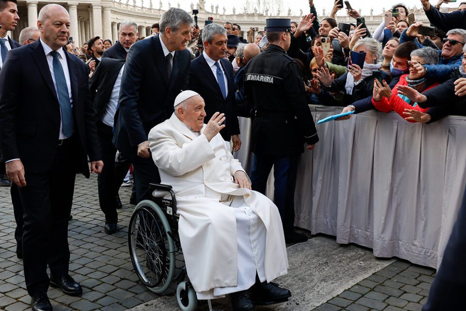 Nastavljajući običaj, Papa slavi misu na Veliki četvrtak u zatvoru
