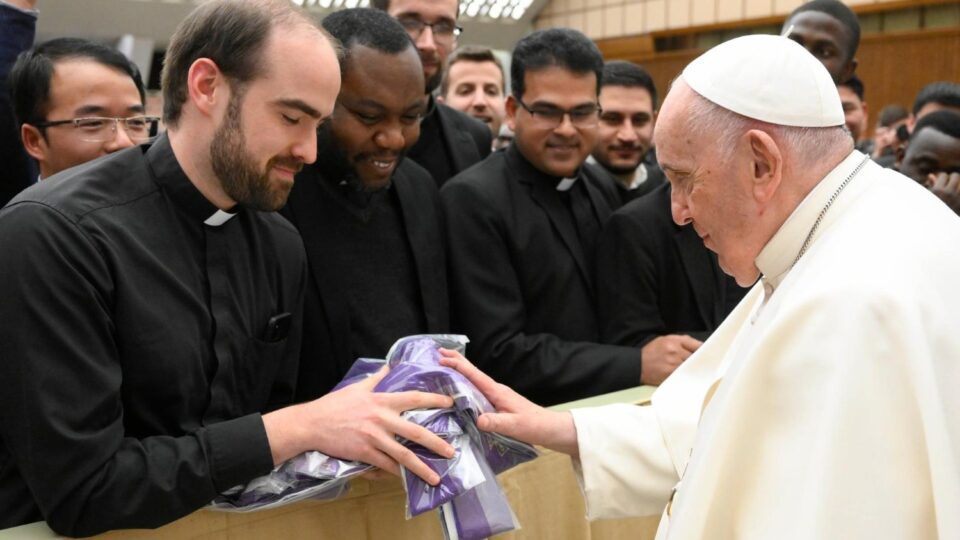 Papa: Ispovijed nudi ‘jedinstven trenutak milosti i Božjeg oprosta’