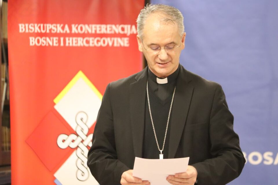 VIDEO: Pozdrav nadbiskupa Kutleše na početku XXVI. zajedničkog zasjedanja BK BiH i HBK u Sarajevu