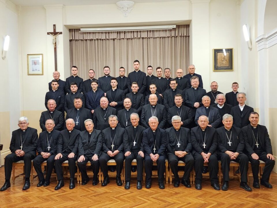 Priopćenje s XXVI. zajedničkog zasjedanja BK BiH i HBK-a – Sisačka biskupija