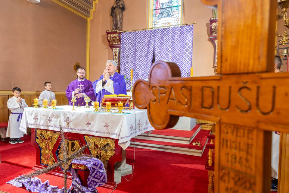 Biskup predvodio misu u sklopu pučkih misija u Popovači – Sisačka biskupija