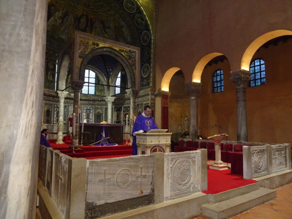 Korizmena duhovna obnova u porečkoj katedrali