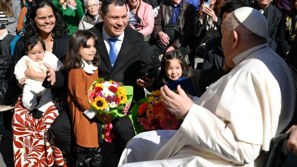 Papa na audijenciji: Krepost razboritosti vodi nas prema svetosti – Vatican News