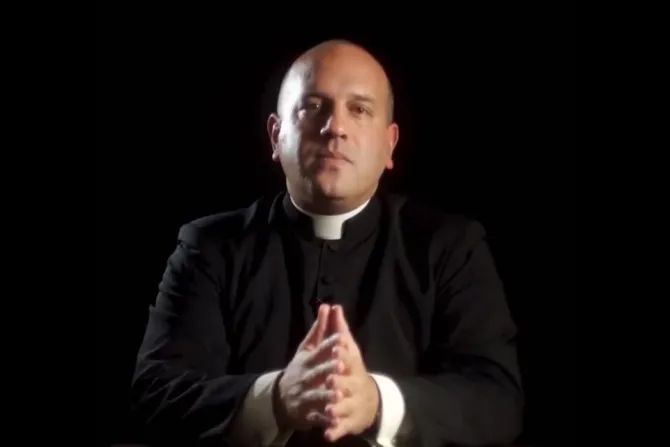 Francuska se obračunala sa svećenikom koji je homoseksualne odnose nazvao grešnim