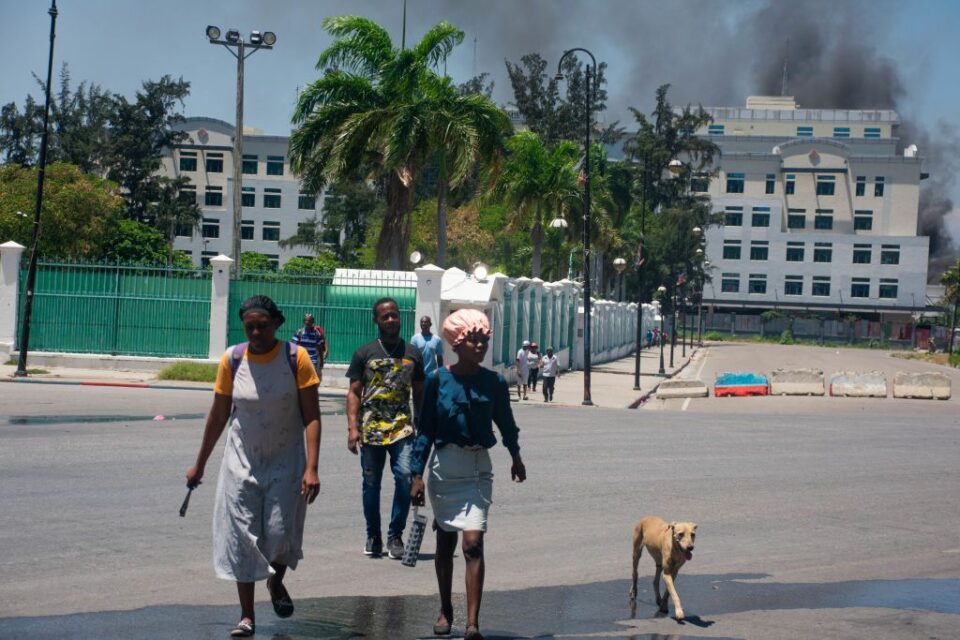 Kriza na Haitiju se pogoršava: Male bogoslovije napadnute od strane bandi