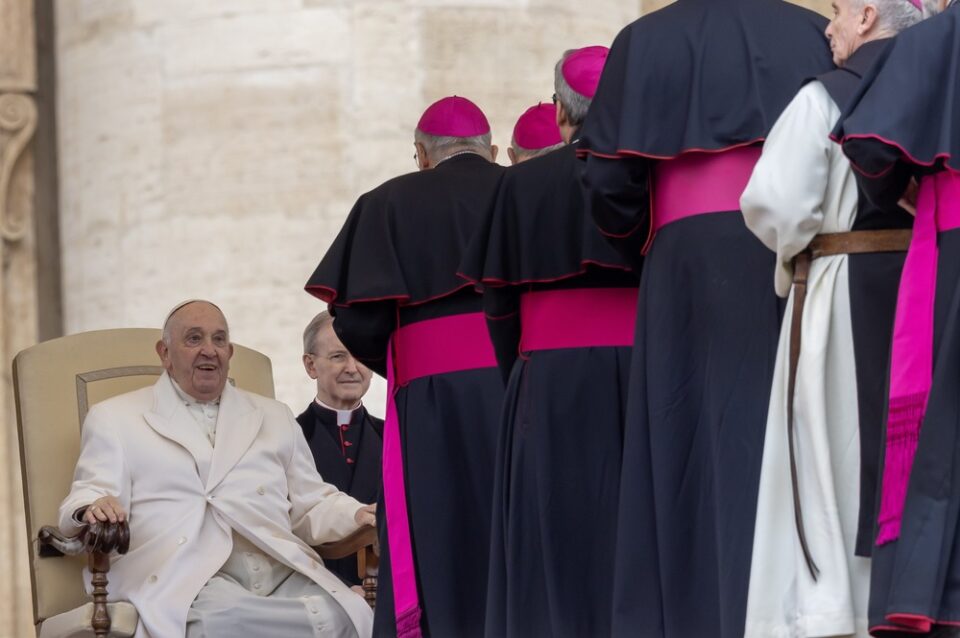 Papa kaže da su kardinali zabrinuti zbog teologije oslobođenja na konklavi 2013