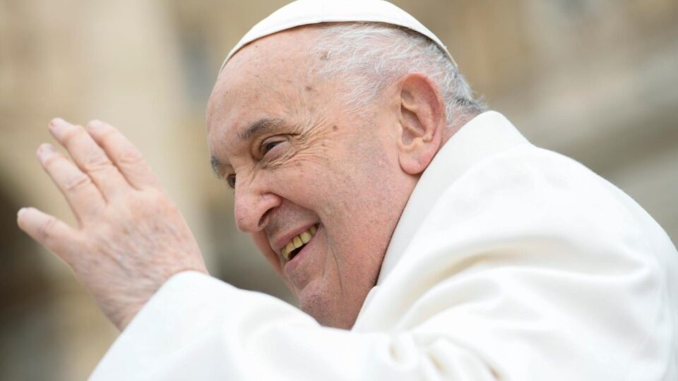 Papa na audijenciji: Snaga koju održava milost pomaže nam svakodnevno
