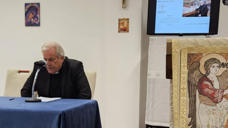 Pula: Preč. prof. dr. sc. Josip Grbac održao predavanje “Kršćani u današnjem svijetu”