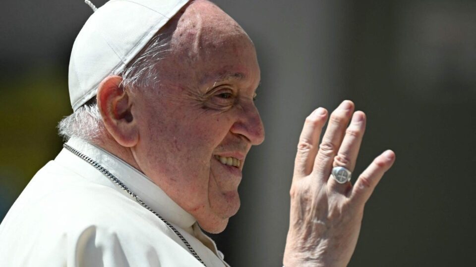 ‘Sretan imendan’: Dobronamjernici pozdravljaju Papu na blagdan svetog Jurja – Vatican News