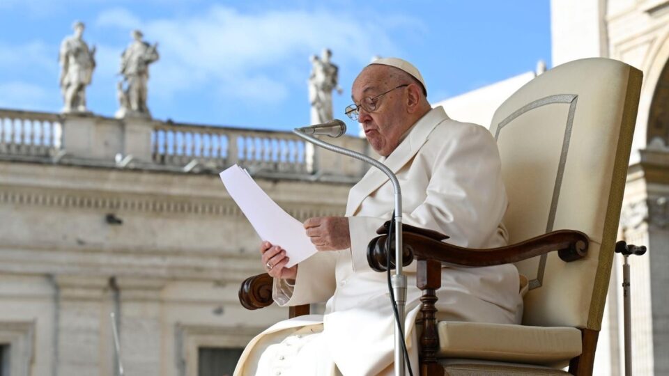 Papa na audijenciji: Živite vjeru, nadu i ljubav kako biste zaslužili vječni život – Vatican News
