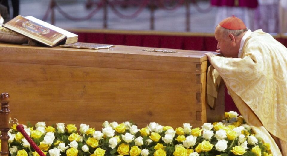 Osobni tajnik sv. Ivana Pavla II.: ”Cijeli njegov život bio je prožet Božjom prisutnošću”