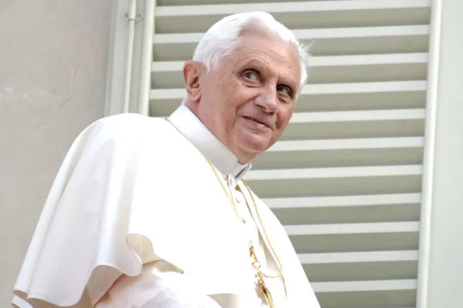 Prsni križ pape Benedikta još uvijek nedostaje jer se lopov suočava sa zatvorskom kaznom