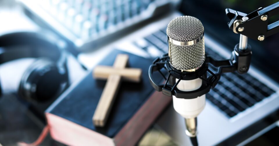 Katoličke radio postaje odbijaju nova pravila izvještavanja o rasi i spolu