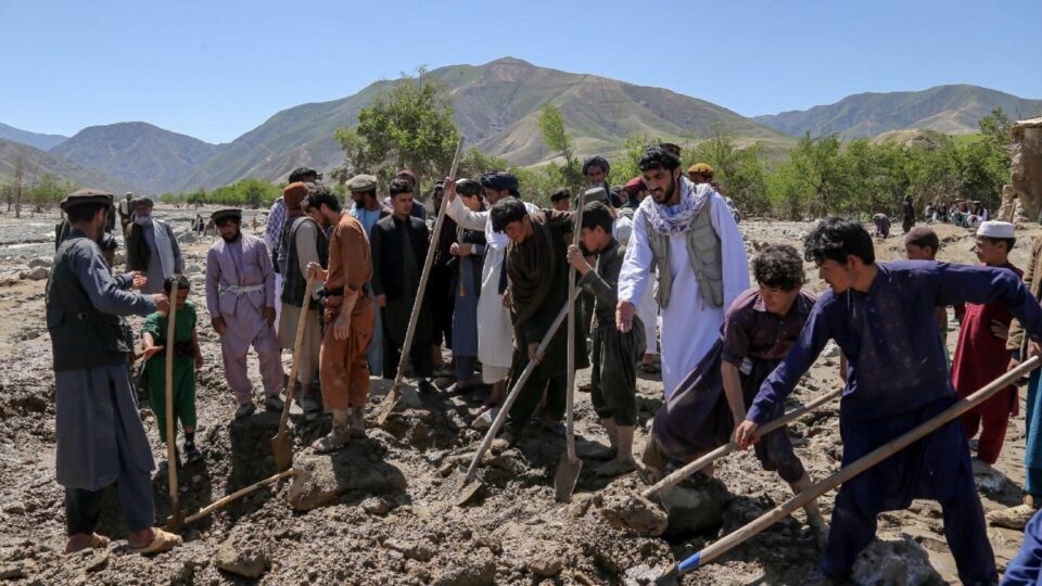 Papa traži od međunarodne zajednice pomoć Afganistanu pogođenom poplavama – Vatican News