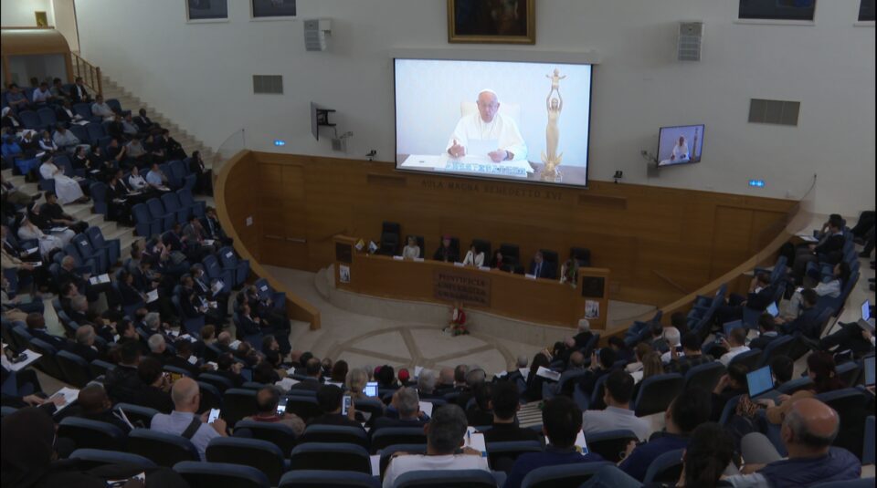 Papa Franjo hvali povijesni sabor u Kini kao ‘autentično sinodalno putovanje’