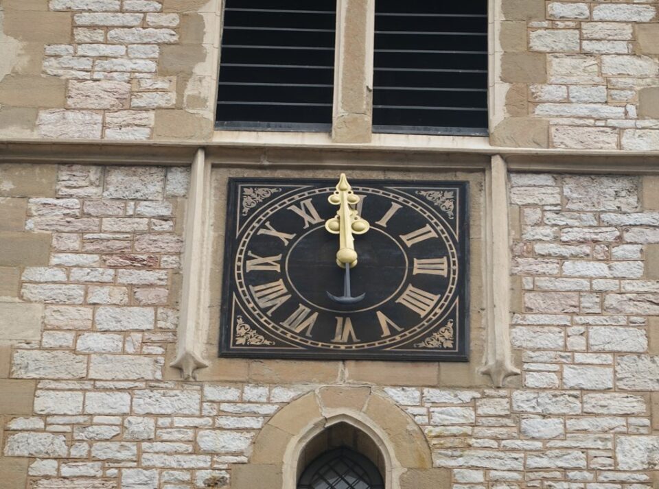 Zamijenjene kazaljke satova na sarajevskoj katedrali