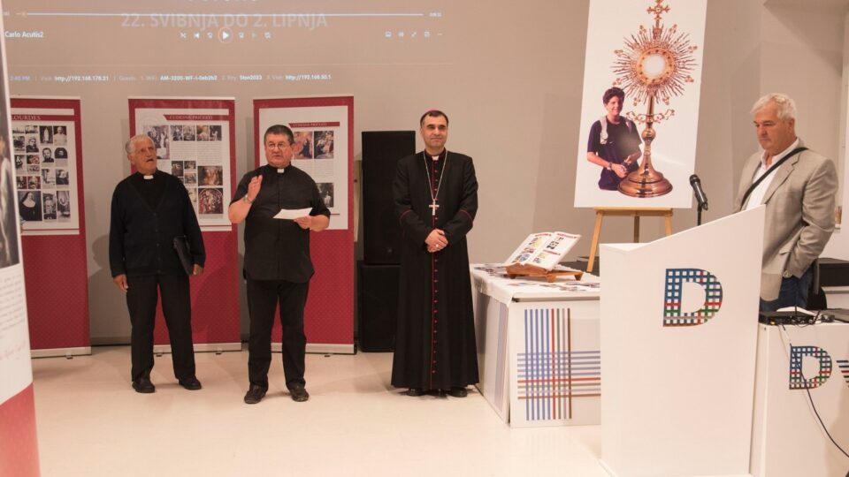 Otvorena međunarodna izložba bl. Karla Acutisa: „Euharistijska čuda diljem svijeta“ – Dubrovačka biskupija