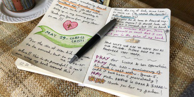Pisanje molitvenog dnevnika kao način da vam pomogne pronaći Boga