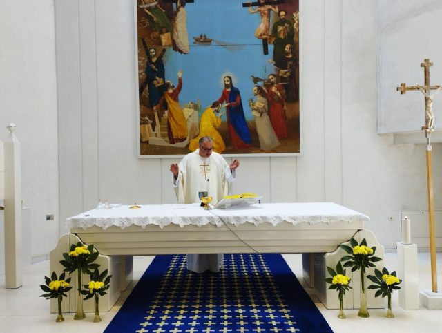 Svečanom svetom misom i procesijom proslavljen blagdan Tijelova u samostanskoj i župnoj crkvi u Tuzli