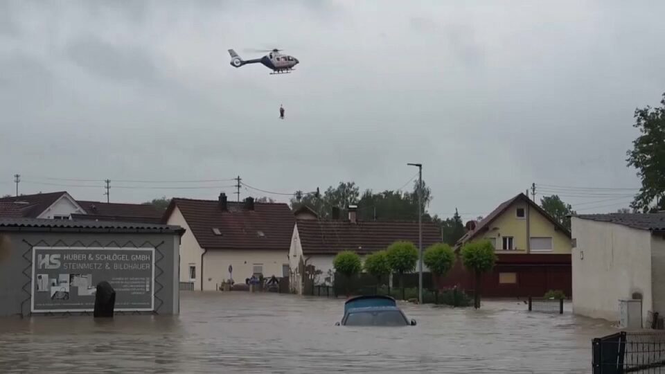 Vlasti pozivaju stanovnike Bavarske da poslušaju naredbe o evakuaciji