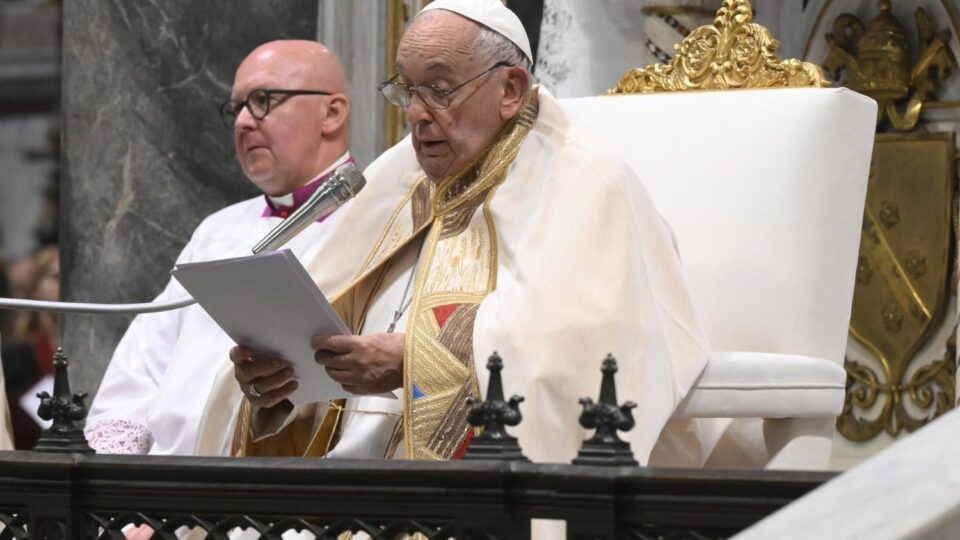 Papa na misi Tijelova: ‘Ratom razorenom svijetu potreban je miris kruha ljubavi’
