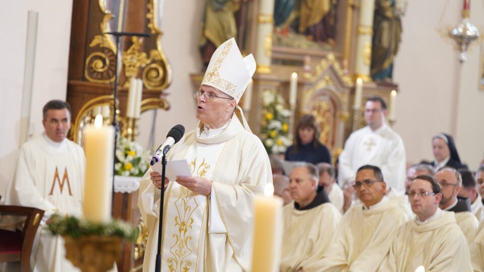 Govor nadbiskupa Hranića prigodom biskupskog ređenja Ive Martinovića