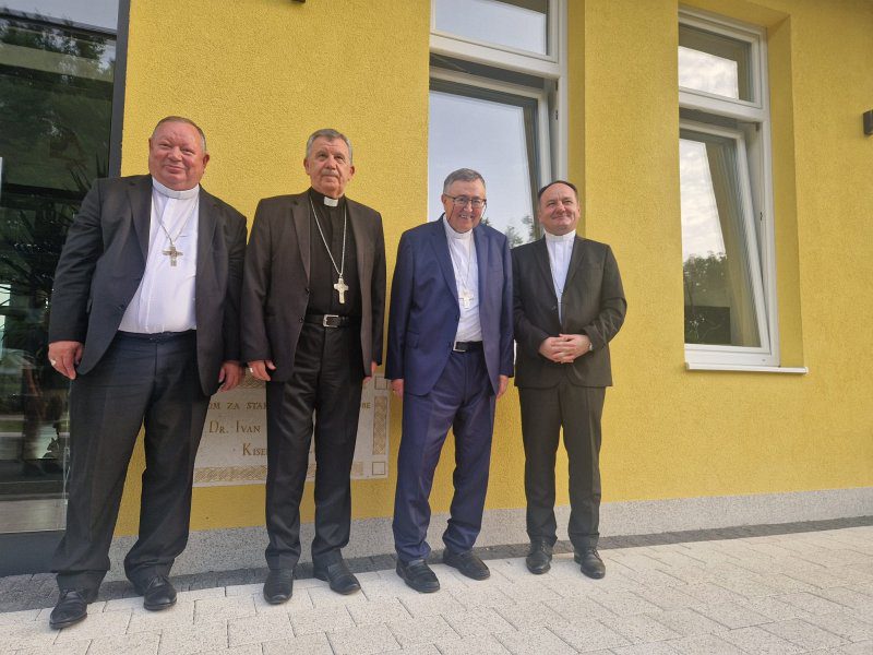 Biskupi posjetili kardinala Puljića na dan proslave svetkovine Srca Isusova, naslovnika Vrhbosanske nadbiskupije