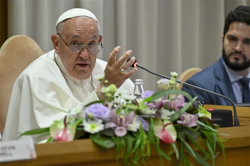 Papa Franjo: Sinodalnost nas potiče da sudjelujemo u patnji drugih