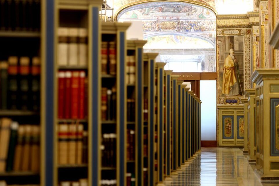 Vatikanska knjižnica dodijelit će NFT-ove donatorima u ‘eksperimentalnom projektu’