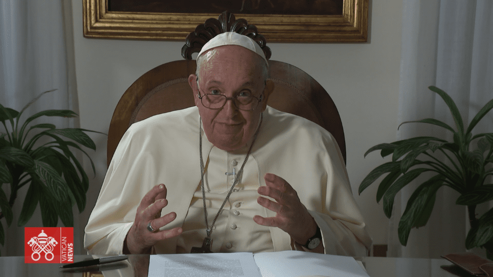 Papa studentima sveučilišta: ‘Ostanite vjerni svojim uvjerenjima i vjeri’ – Vatican News