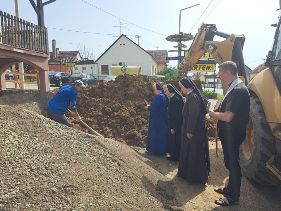 Blagoslovljeno gradilište obnove samostana Josipa Stadlera u Brodskom Vinogorju
