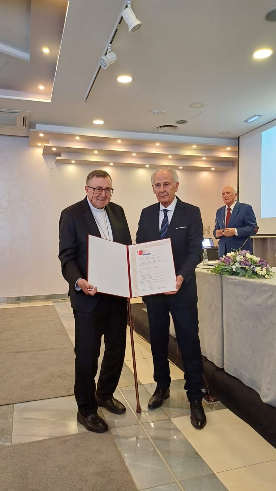 Kardinal Puljić izabran za počasnog člana Hrvatske akademije za znanost i umjetnost u Bosni i Hercegovini