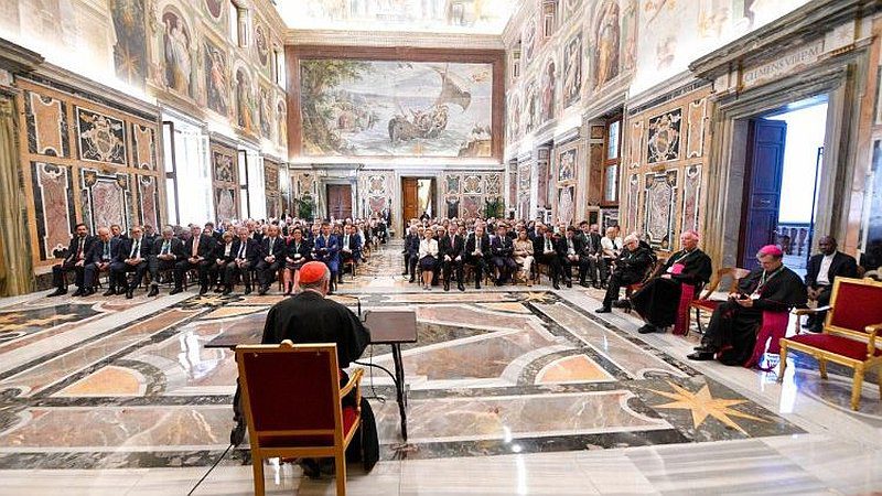 Kardinal Parolin: Neka tehnologija bude u službi ljudskoga dostojanstva