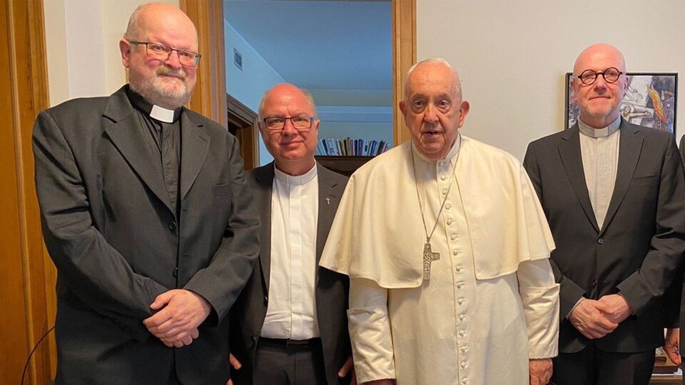 Papa tješi njemačke svećenike koji su bili zlostavljani