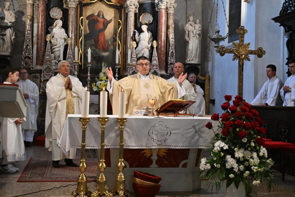 Srebrna misa Sanjina Francetića – Riječka nadbiskupija