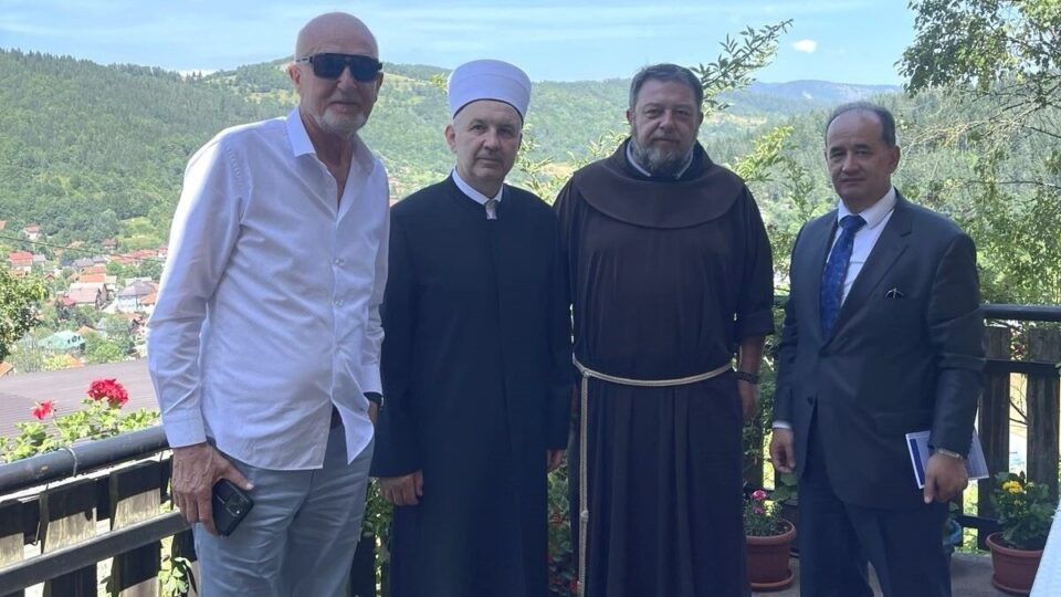 Sarajevski muftija Grabus posjetio čuvara svetišta Gospe Olovske fra Iliju Božića