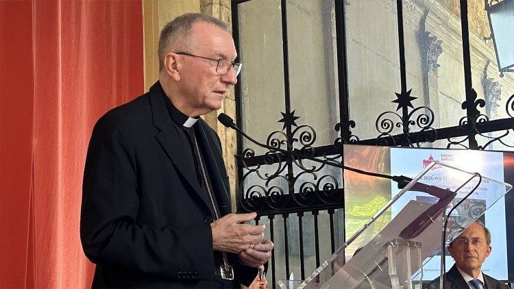 Kardinal Parolin: Demokracija je u krizi; zadaća je i katolika ispuniti ju vrijednostima