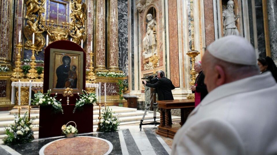 Papa će moliti Večernju u Svetoj Mariji Velikoj na blagdan Gospe Snježne