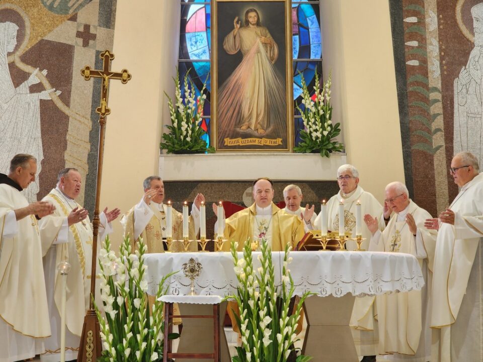 U banjolučkoj katedrali svečano proslavljen sv. Bonaventure, nebeski zaštitnik Banjolučke biskupije i ove stolne crkve