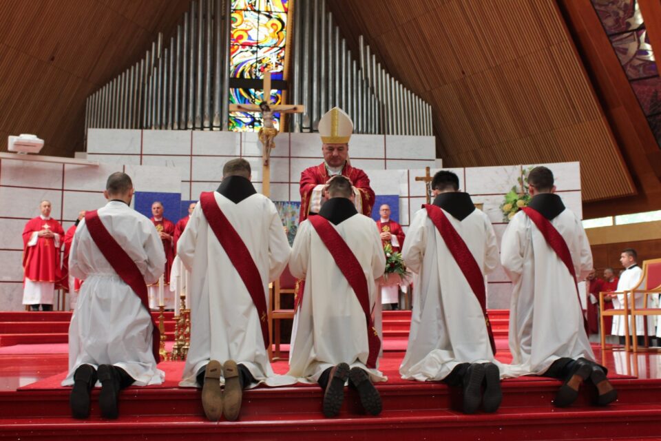 Nove pastoralne službe svećenika u Mostarsko-duvanjskoj i Trebinjsko-mrkanskoj biskupiji