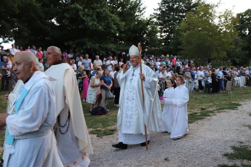 Biskup Petanjak predvodio proslavu svetkovine Gospe od Anđela u Pazinu